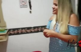 Pornobraseiro sortudo comendo duas mulheres muito gostosas