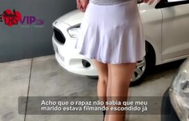 Filmes de cornos loirinha safada e gostosa traindo marido com vendedor de concessionaria