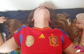 Fudida gostosa com uma novinha da Espanha