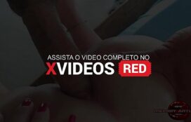 Tub xxx morena fazendo sexo anal